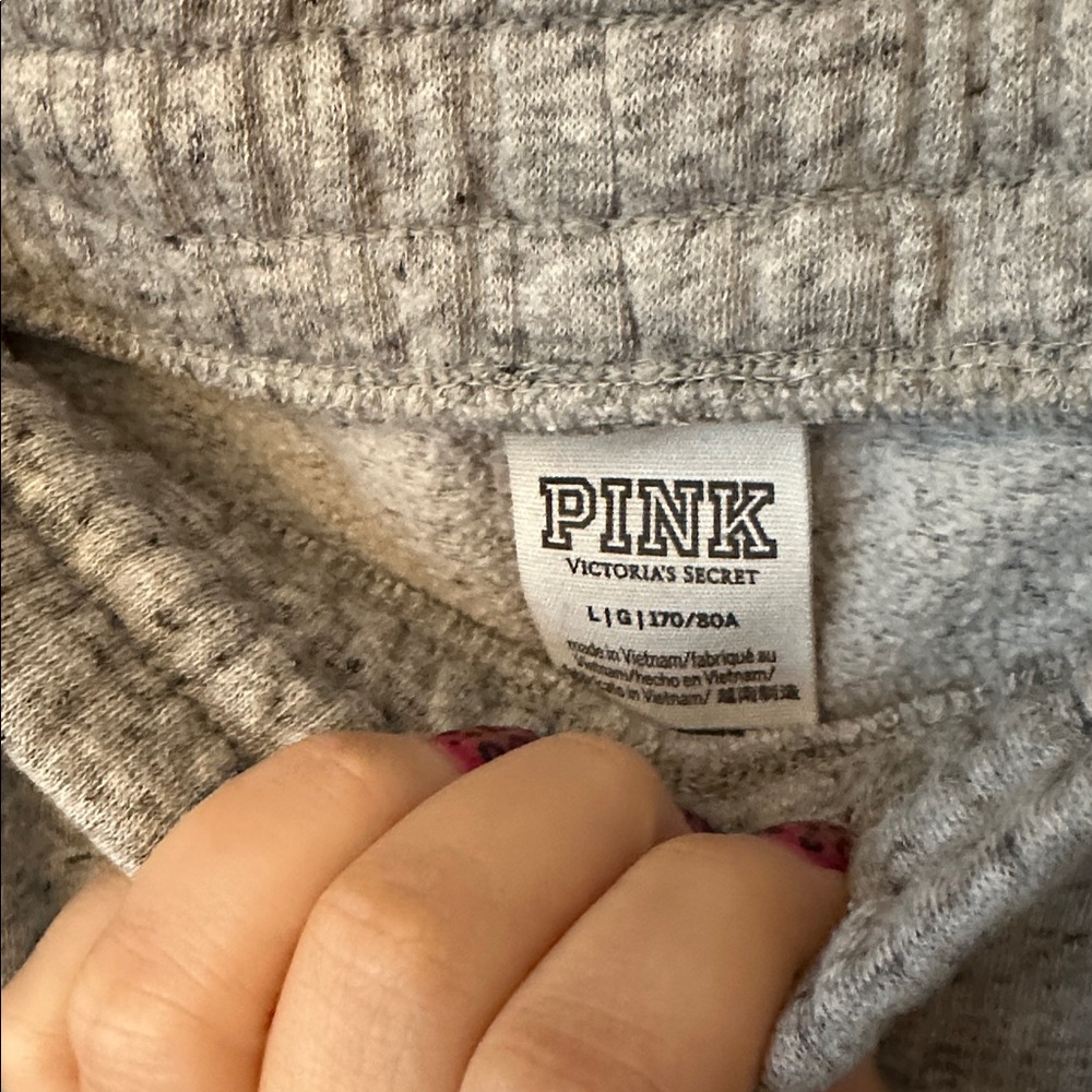 Pink hibiscus joggers - Picture 3 of 5